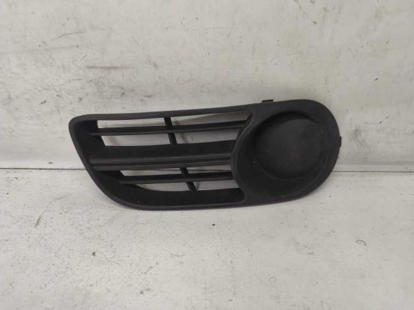 PARECHOC GRILLE PRISE D'AIR GAUCHE SKODA - Vue 1